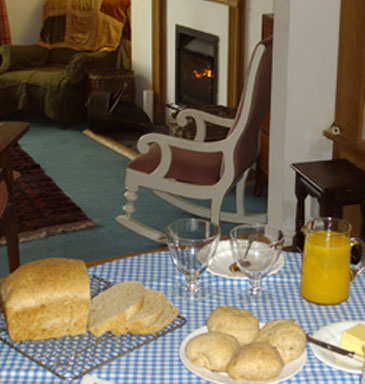 breakfast room at the Grove, B+B, Totnes